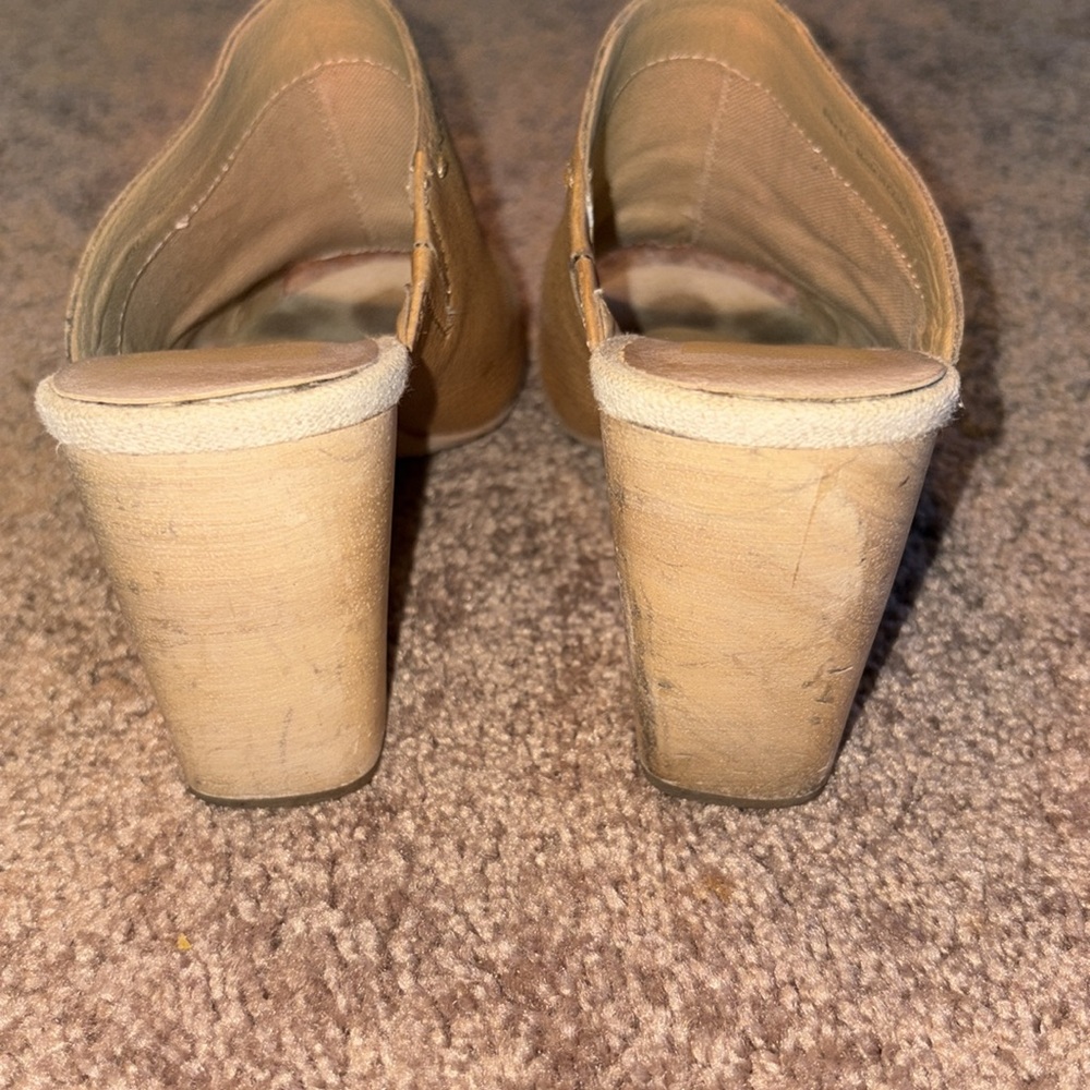 Dolce Vita Mule Heels - Picture 3 of 3